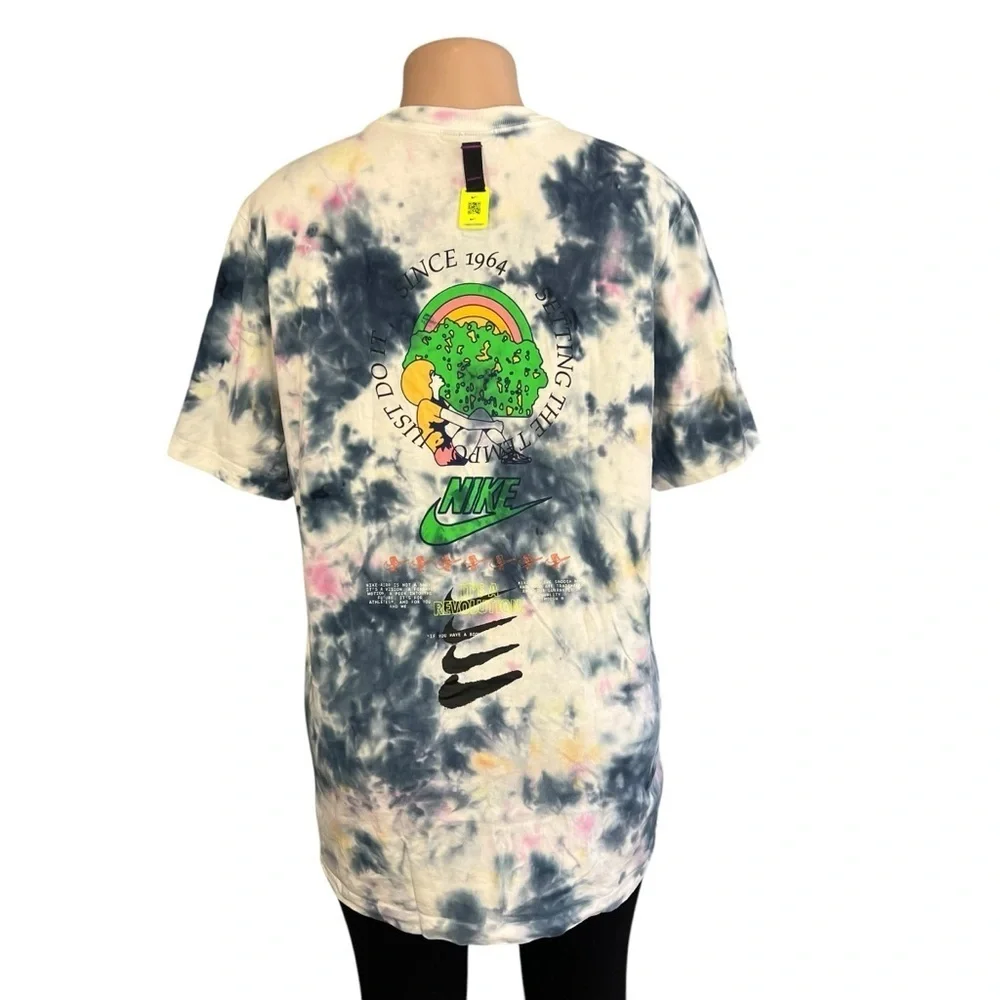 Nike Festival Graphic Blue Tie Dye T-Shirt - Picture 9 of 10